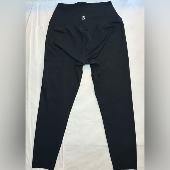 Buffbunny Collection Pants - Buffbunny Allure High Waisted Perforated Crop Leggings Black Size Small